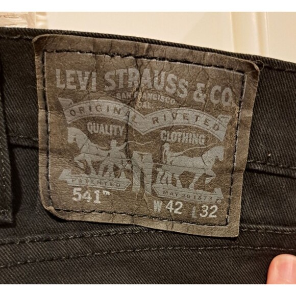 Levi’s 541 Straight Fit Black Stretch Denim Jeans Men’s Size 42x32 - Picture 4 of 15